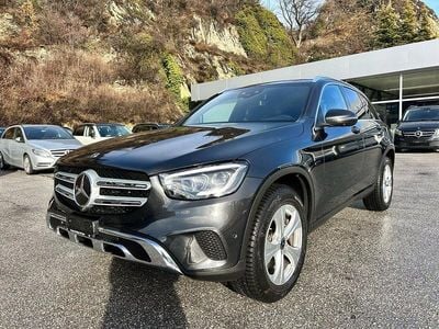 Grau Gebraucht 2020 Mercedes GLC300e SUV | CHF 34’900 (Superpreis)