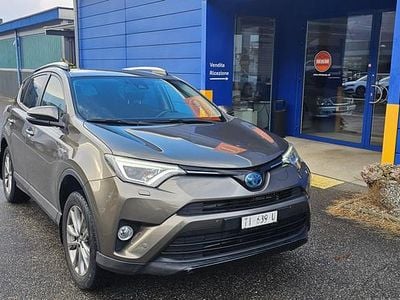 Gebraucht 2016 Toyota RAV4 Hybrid Trend SUV | CHF 15’900 (Guter Preis)