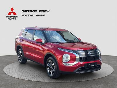 Neu 2025 Mitsubishi Outlander P-HEV Invite Kombi | CHF 57’679 (Teuer)