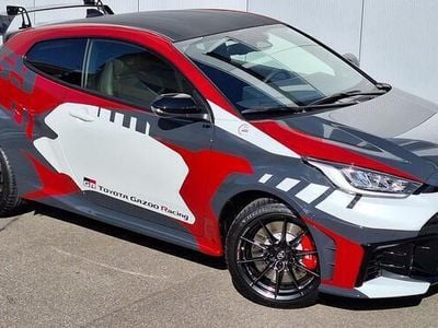 Mehrfarbig Gebraucht 2024 Toyota Yaris Edition Limousine | CHF 95’000