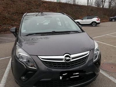 Gebraucht 2013 Opel Zafira Tourer drive Van / Kleinbus | CHF 10’500 (Etwas zu teuer)