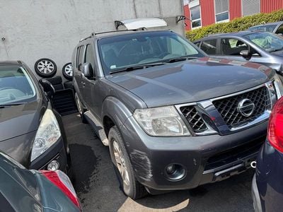 Gebraucht 2011 Nissan Pathfinder SE SUV | CHF 3’800 (Etwas zu teuer)