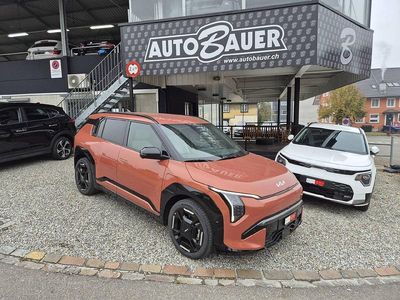 Rot Neu 2025 Kia EV3 GT-Line SUV | CHF 36’900