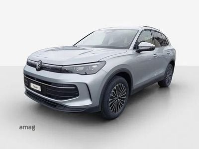 Neu VW Tiguan United 204 PS (150 kW) 2026 Oyster silver metallic SUV