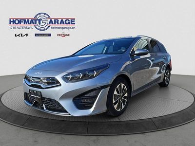 Gebraucht Kia Ceed Sportswagon Style 141 PS (103 kW) 2024 Grau Kombi