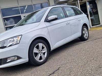 Weiss Gebraucht 2018 Skoda Fabia Ambition Kleinwagen | CHF 10’850 (Etwas zu teuer)