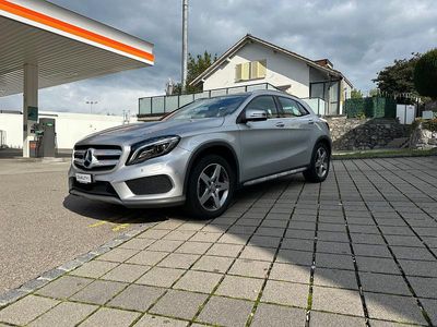 Gebraucht 2015 Mercedes GLA250 AMG line SUV | CHF 15’900 (Fairer Preis)