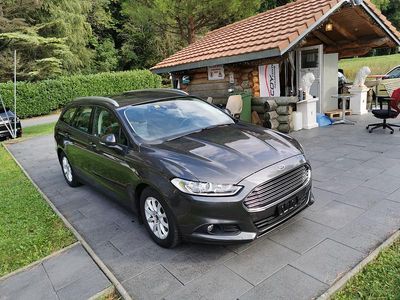 Gebraucht Ford Mondeo Trend 150 PS (110 kW) 2015