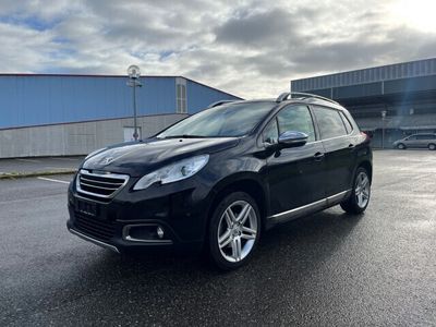 gebraucht Peugeot 2008 1.2 PureTech Allure