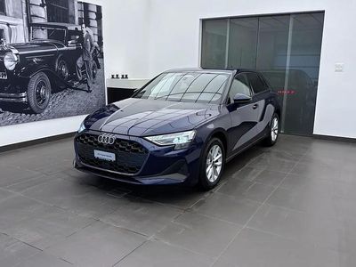 Neu Audi A3 Attraction 150 PS (110 kW) 2026 Blau
