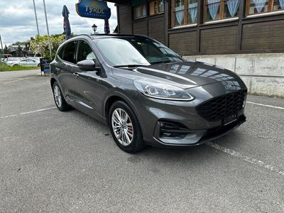 Gebraucht 2020 Ford Kuga ST-Line X SUV | CHF 19’900 (Etwas zu teuer)