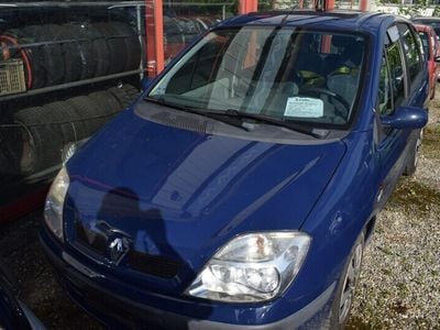 Gebraucht 2002 Renault Scénic Dynamique Van / Kleinbus | CHF 2’999
