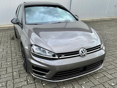 Gebraucht 2016 VW Golf VII R | CHF 21’900 (Superpreis)