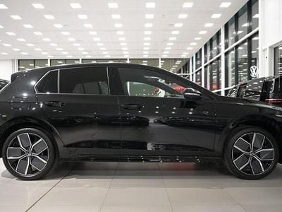 Neu 2025 VW Golf VIII R-line | CHF 43’700 (Teuer)