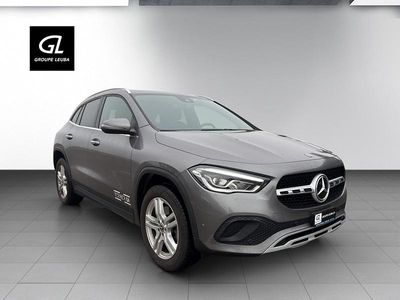 Grau Gebraucht 2018 Mercedes GLA250 AMG line SUV | CHF 24’900 (Teuer)
