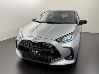 Silber Neu 2025 Toyota Yaris Hybrid Sport Limousine | CHF 33’070 (Fairer Preis)