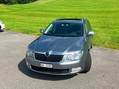 Gebraucht 2011 Skoda Superb Elegance Kombi | CHF 9’900 (Teuer)