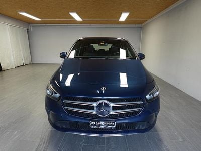 Blau Gebraucht 2019 Mercedes 220 Style Limousine | CHF 18’500