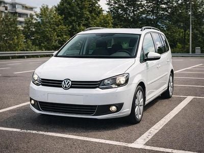 Gebraucht 2013 VW Touran Comfortline Van / Kleinbus | CHF 9’950 (Teuer)