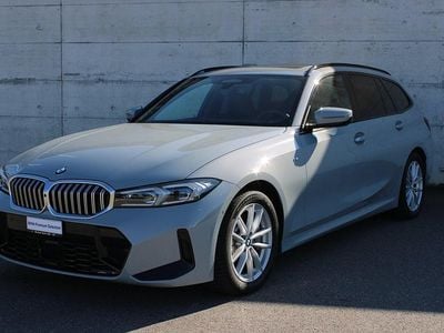 Gebraucht BMW 330 Comfort Edition 285 PS (209 kW) 2025 Kombi