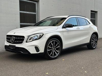 Mercedes GLA200