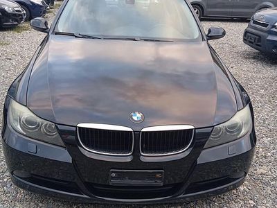 Gebraucht BMW 318 143 PS (105 kW) 2008