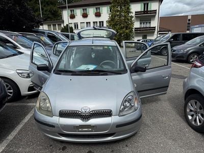Gebraucht 1999 Toyota Yaris Sol | CHF 1’689 (Etwas zu teuer)