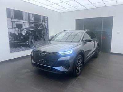 Grau Neu 2025 Audi Q4 e-tron Ambiente SUV | CHF 53’900
