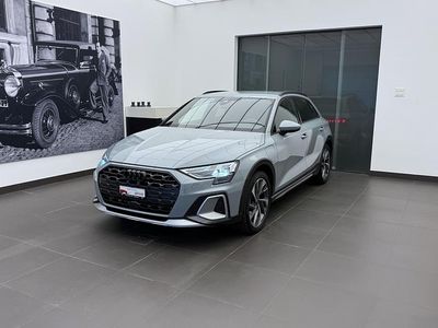 Gebraucht Audi A3 Ambiente 204 PS (150 kW) 2025 Grau Kombi