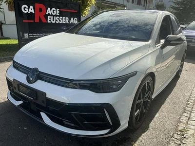 Weiss Gebraucht 2025 VW Golf VIII Black Edition | CHF 46’850 (Etwas zu teuer)