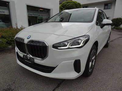 Gebraucht BMW 223 Active Tourer Performance 197 PS (144 kW) 2023 Van / Kleinbus