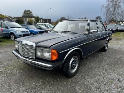 Gebraucht 1981 Mercedes E230 | CHF 4’500