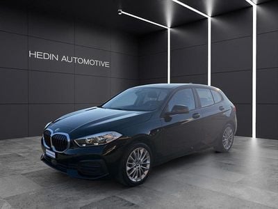 Schwarz Gebraucht 2022 BMW 118 Sport Line Kleinwagen | CHF 23’900 (Etwas zu teuer)