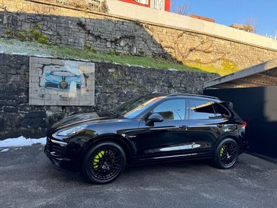 Gebraucht 2015 Porsche Cayenne S E-Hybrid SUV | CHF 30’900 (Etwas zu teuer)