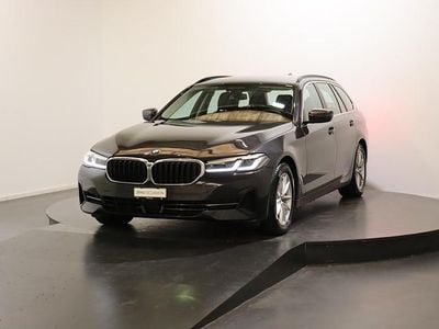 Gebraucht BMW 530 Comfort Edition 296 PS (217 kW) 2023 Grau Kombi