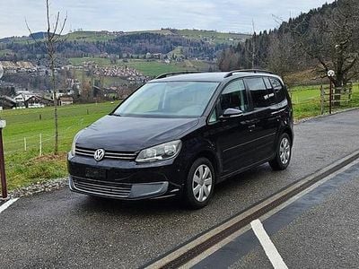 Gebraucht 2011 VW Touran Trendline Van / Kleinbus | CHF 4’444 (Superpreis)