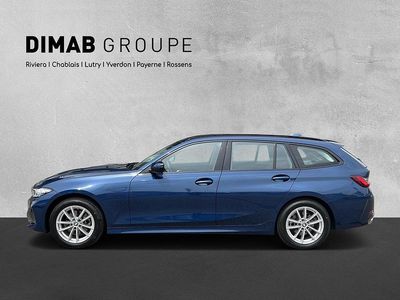 Blau Gebraucht 2023 BMW 320e Comfort Edition Kombi | CHF 39’900 (Fairer Preis)