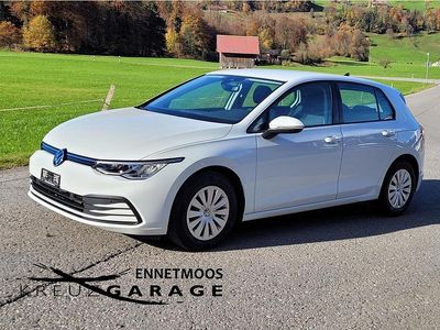 Gebraucht VW Golf VIII 90 PS (66 kW) 2021 Weiss Limousine