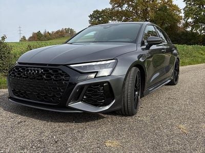 Gebraucht Audi RS3 Sportback 400 PS (294 kW) 2024 Kleinwagen