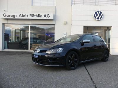 Schwarz Gebraucht 2014 VW Golf VII R Limousine | CHF 21’900 (Fairer Preis)