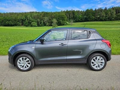 Grau Gebraucht 2024 Suzuki Swift Kleinwagen | CHF 23’680 (Etwas zu teuer)