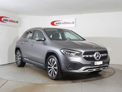 Mercedes GLA200