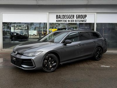 Gebraucht VW Passat R-line 193 PS (141 kW) 2024 Kombi