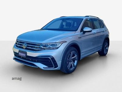 Argent reflex métallisée Gebraucht 2024 VW Tiguan R-line SUV | CHF 38’990 (Fairer Preis)