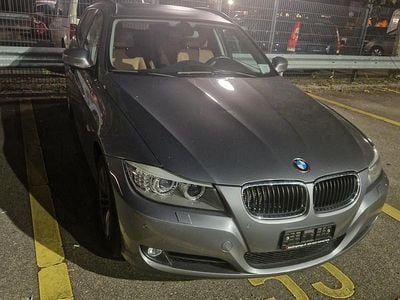 Gebraucht 2011 BMW 320 Kombi | CHF 9’900