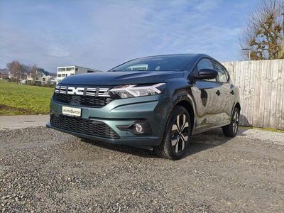 Neu Dacia Sandero Journey 91 PS (66 kW) 2026 Grün Limousine