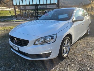 gebraucht Volvo V60 D4 Kinetic Geartronic