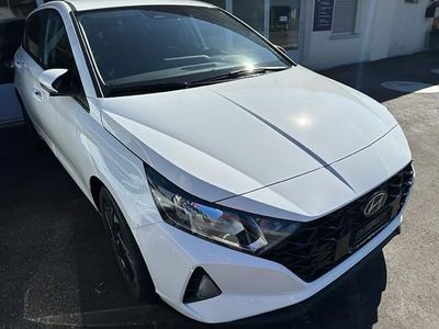 Weiss Neu 2025 Hyundai i20 Limousine | CHF 30’000 (Teuer)