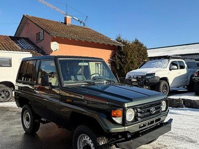 Grün Gebraucht 2001 Toyota Land Cruiser SUV | CHF 39’988 (Superpreis)