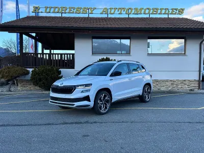 Neu (2026) Skoda Karoq SportLine 190 PS | Fairer Preis